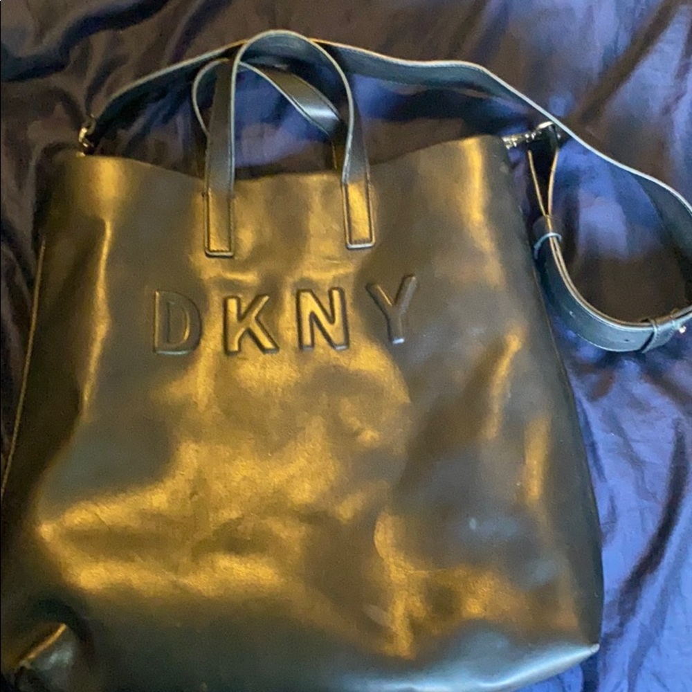 Black leather purse